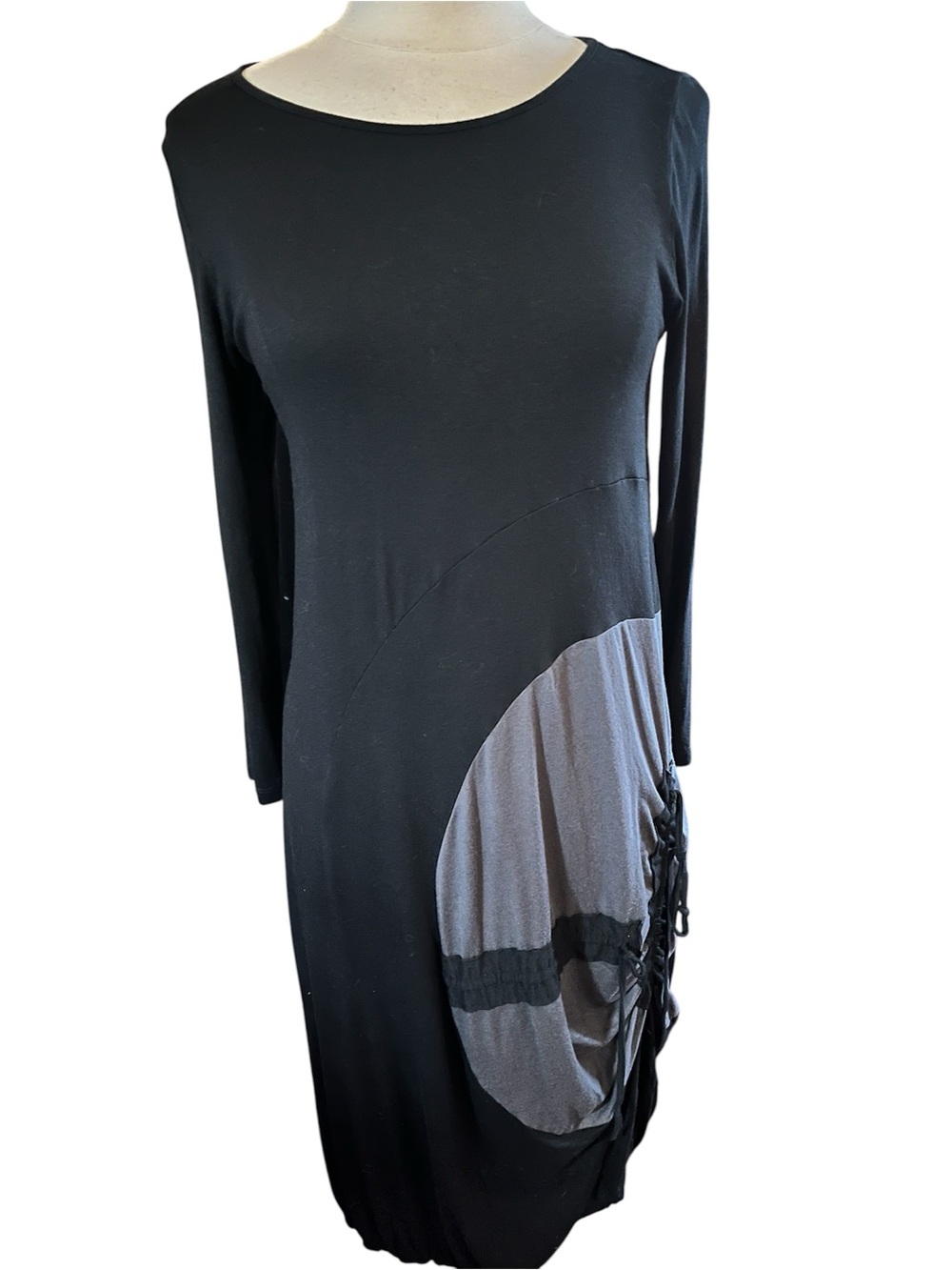 Comfy USA Black Long-Sleeve Scoop Neck Dress with Gray Accent Size XS